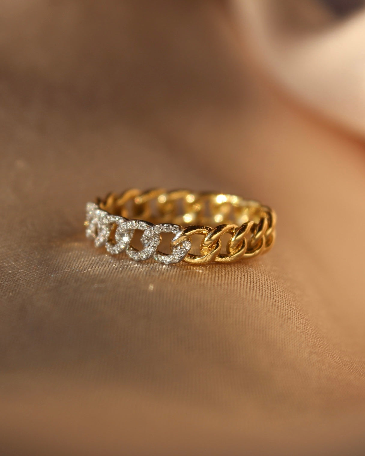 Thin Diamond Chain Ring